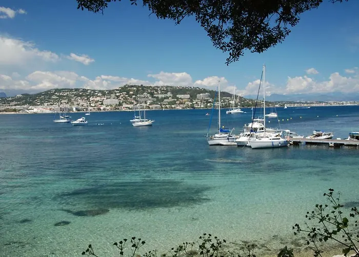 Vue - T2 Apartman Cannes